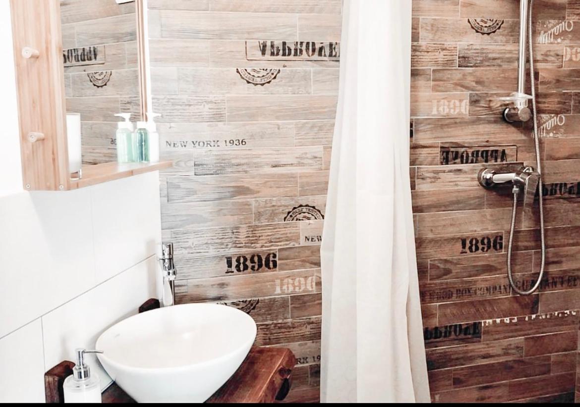 Wanderlust B&B Lecce Dış mekan fotoğraf